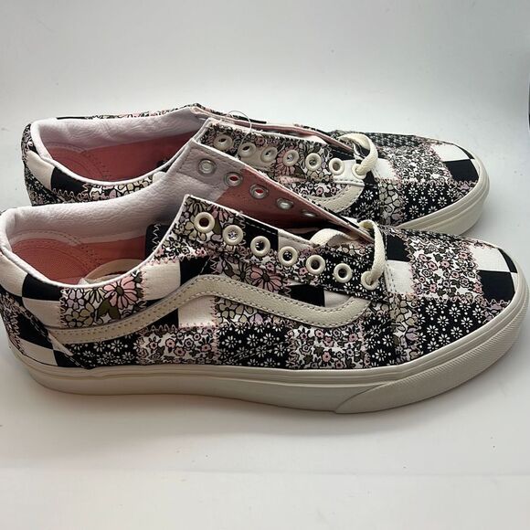 Vans Old Skool‎ Patchwork Floral Black & White Skate Shoes- NWT- men size 9 - Picture 2 of 7
